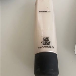 Pinklite Mac strobe cream